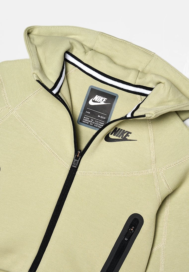 Nike Sportswear