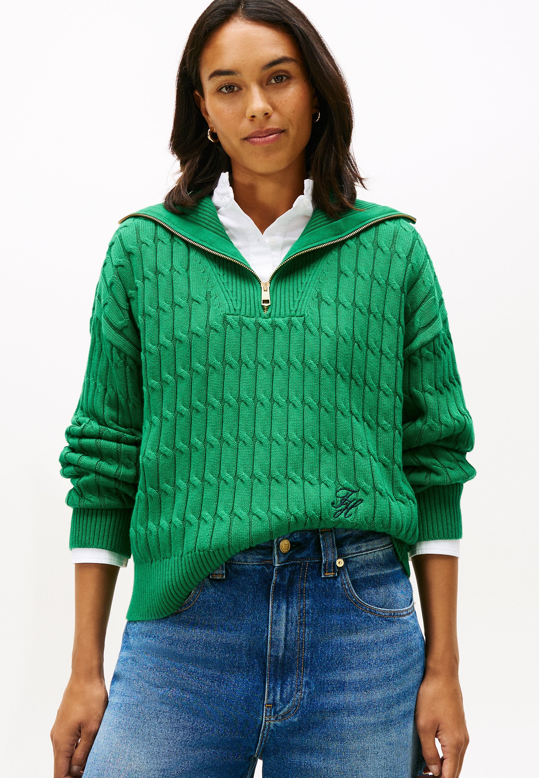 RELAXED CABLE KNIT HALF-ZIP JUMPER Media 3