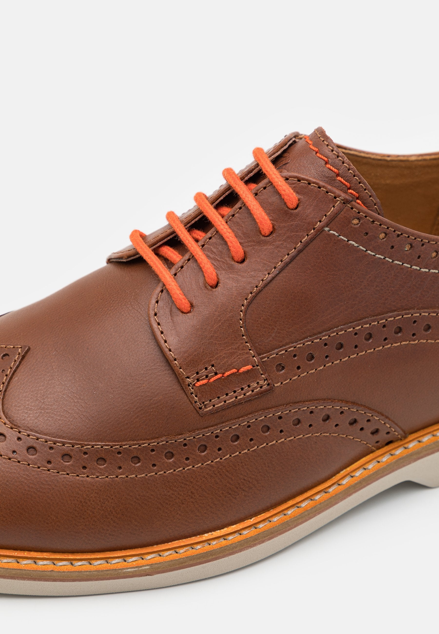 Clarks ATTICUS LIMIT