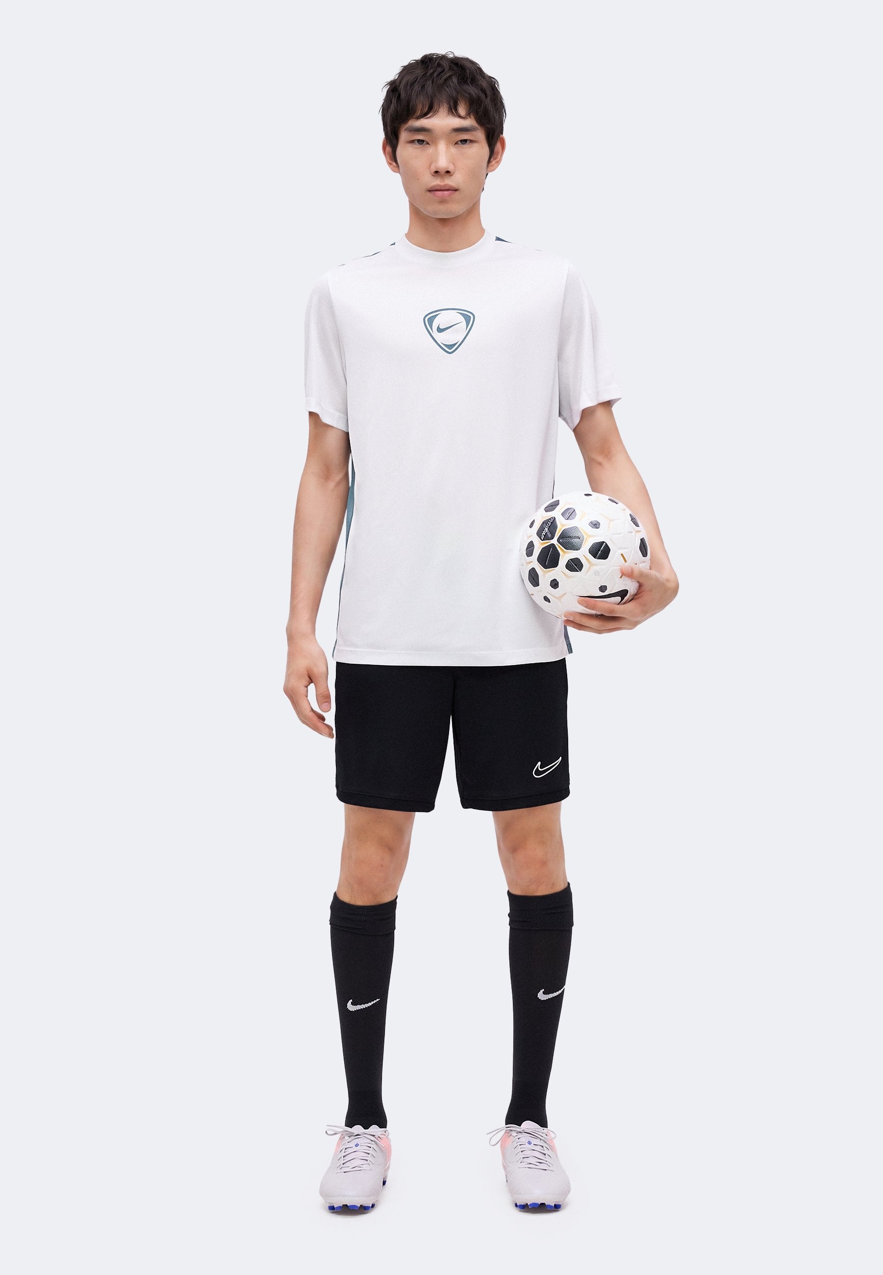Nike Performance