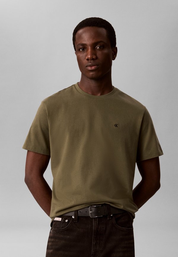 Calvin Klein Jeans CLASSIC MONOGRAM - Basic T-shirt - olive night