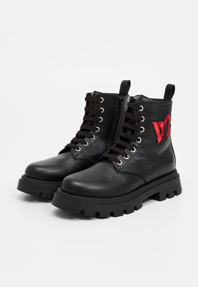 Dsquared2