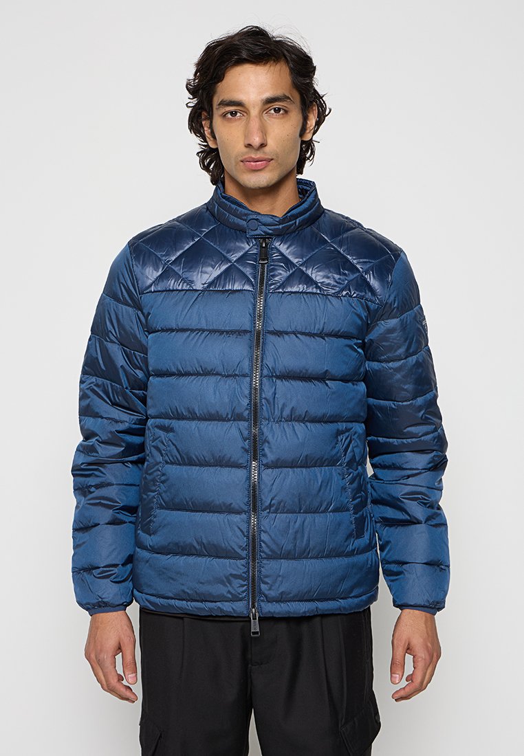 Guess Übergangsjacke Media 1