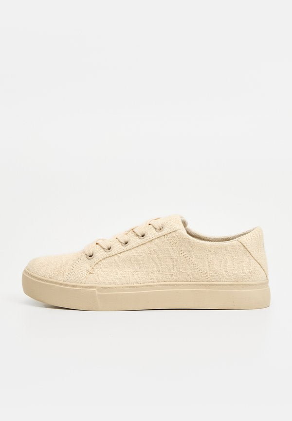 TOMS KAMERON