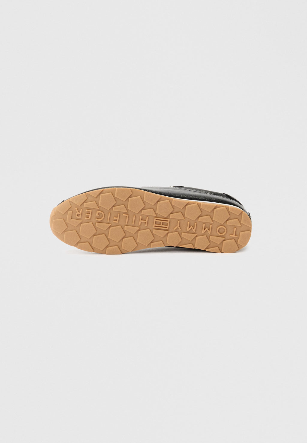 TH MONOGRAM LOW PROFILE LEATHER TRAINERS Media 6