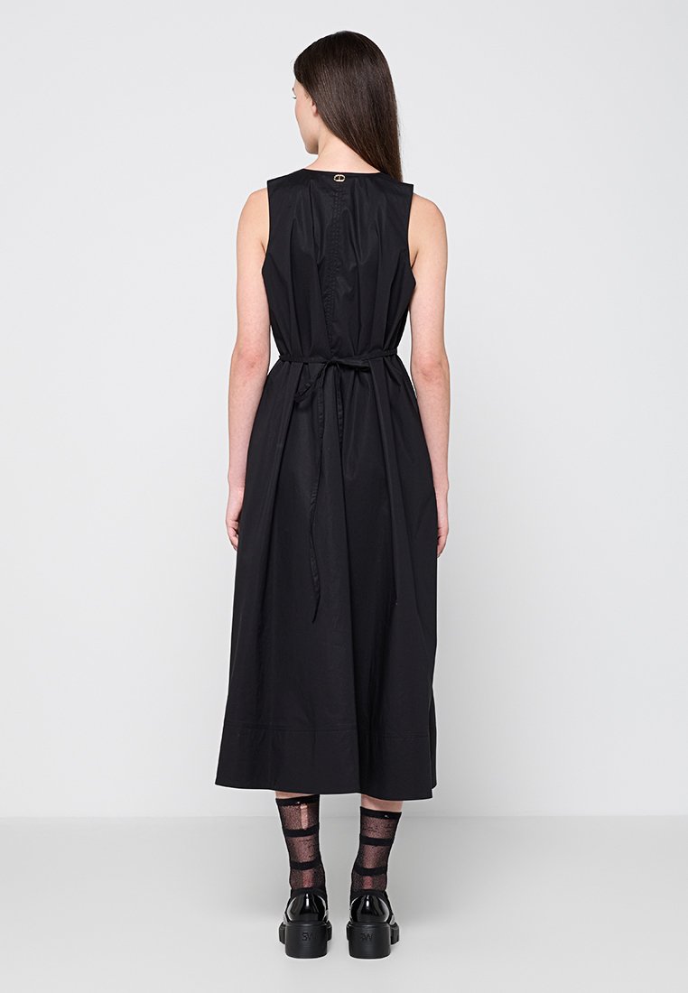 TWINSET