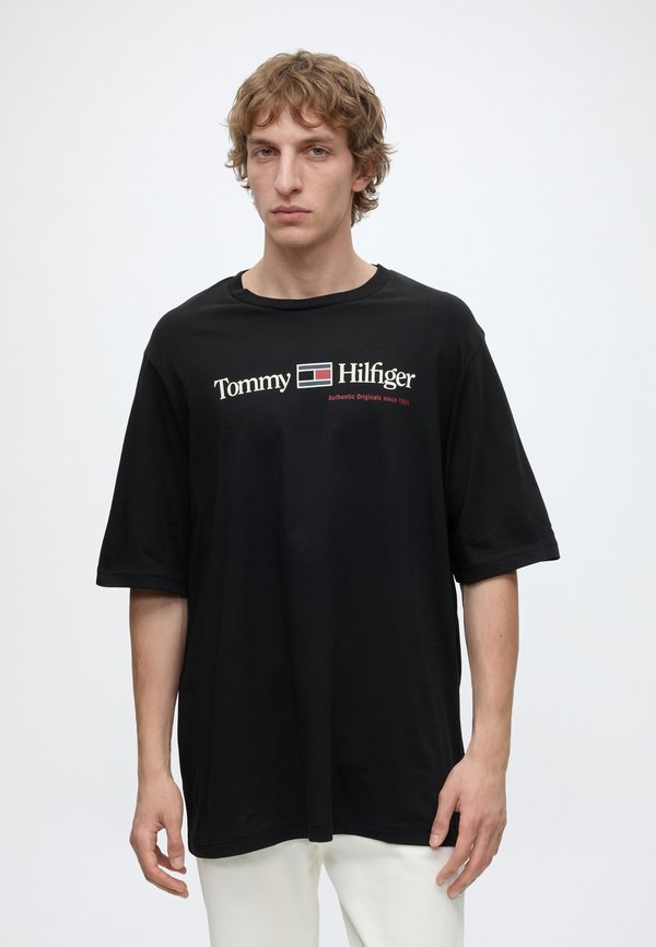 Tommy Hilfiger GRAPHIC TEE - Print T-shirt - black