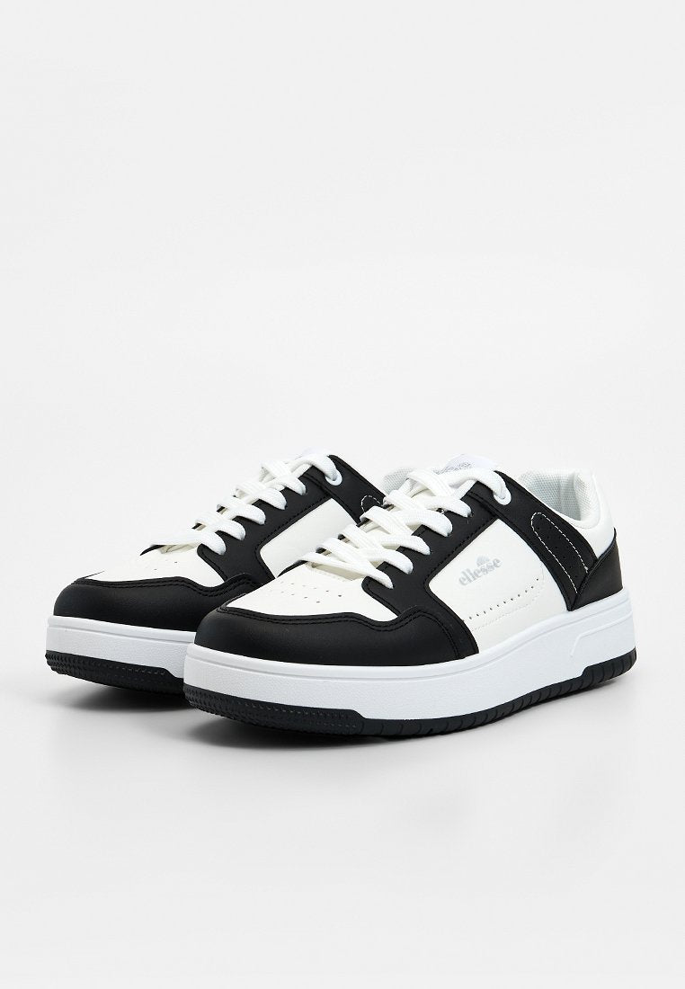 Ellesse DELTA