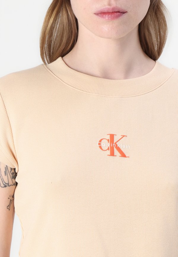 Calvin Klein Jeans