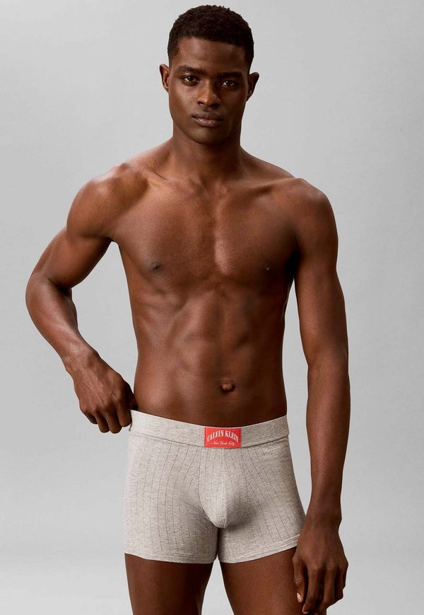 Calvin Klein TRUNK - Trunks - grey heather w  punch pink