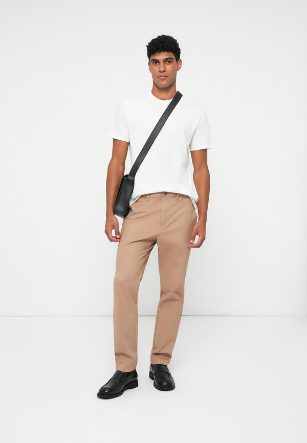 Calvin Klein SLIM TAPERED