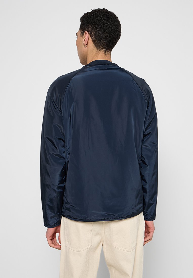Lyle & Scott