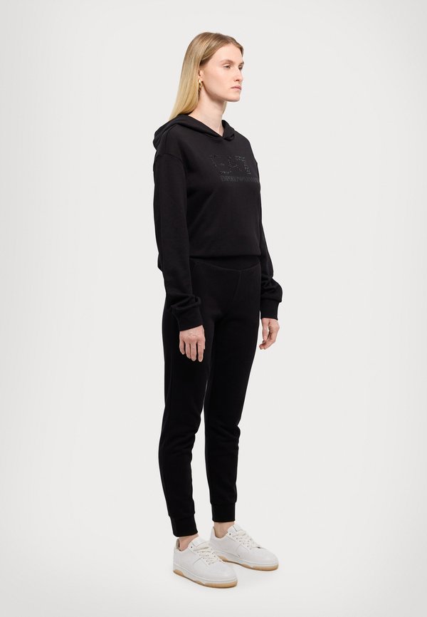 EA7 Emporio Armani
