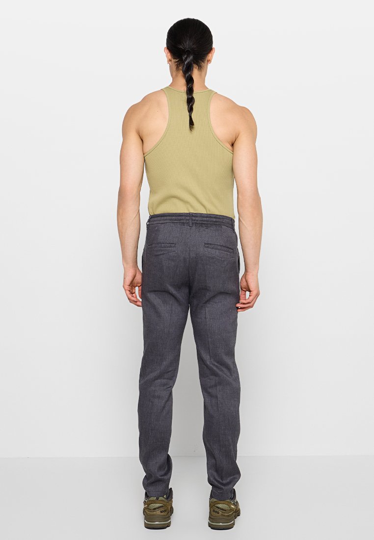 DRYKORN DEGER