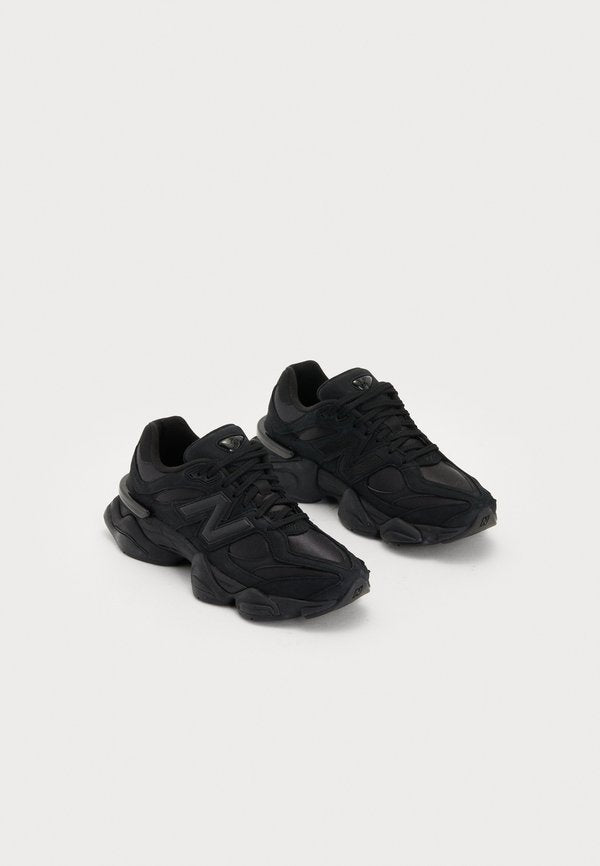 New Balance U9060 SATIN - Trainers - black