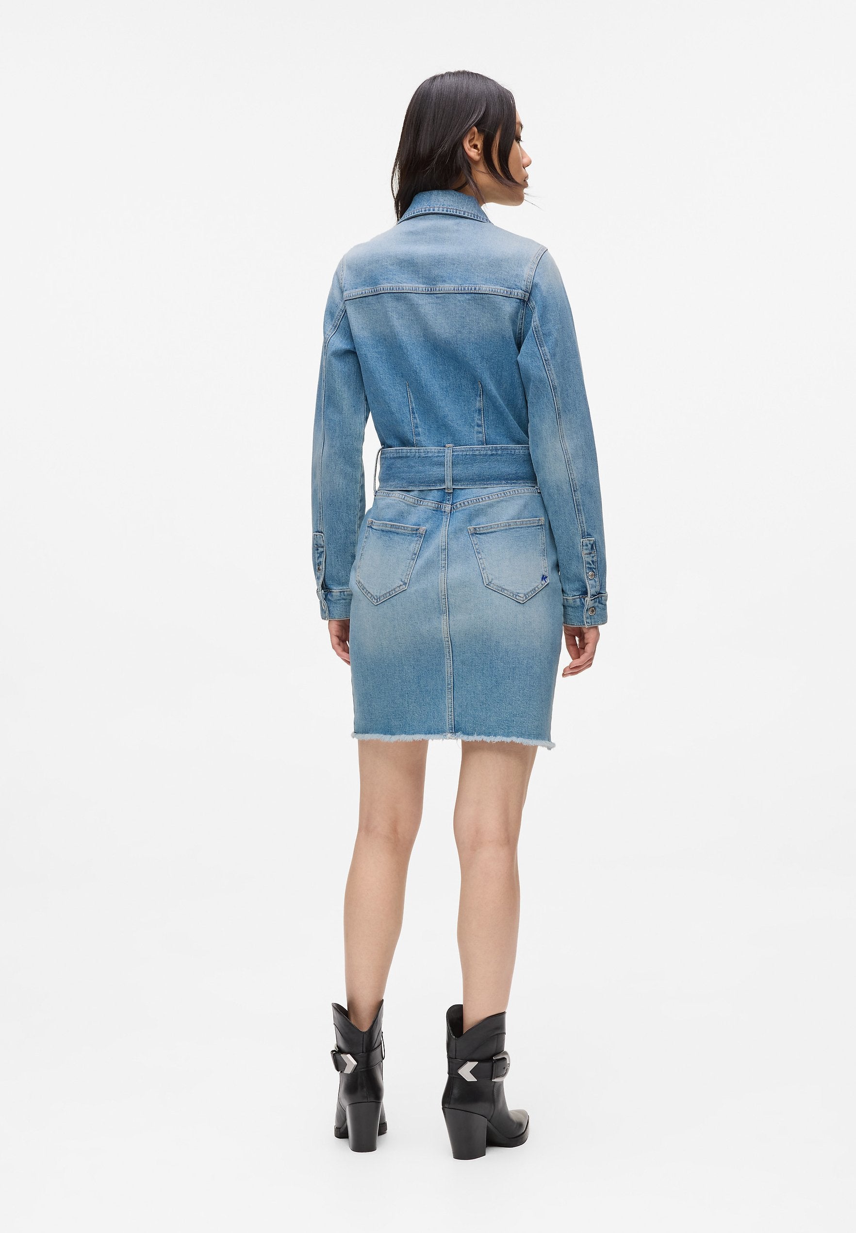 BELTED DENIM Media 4