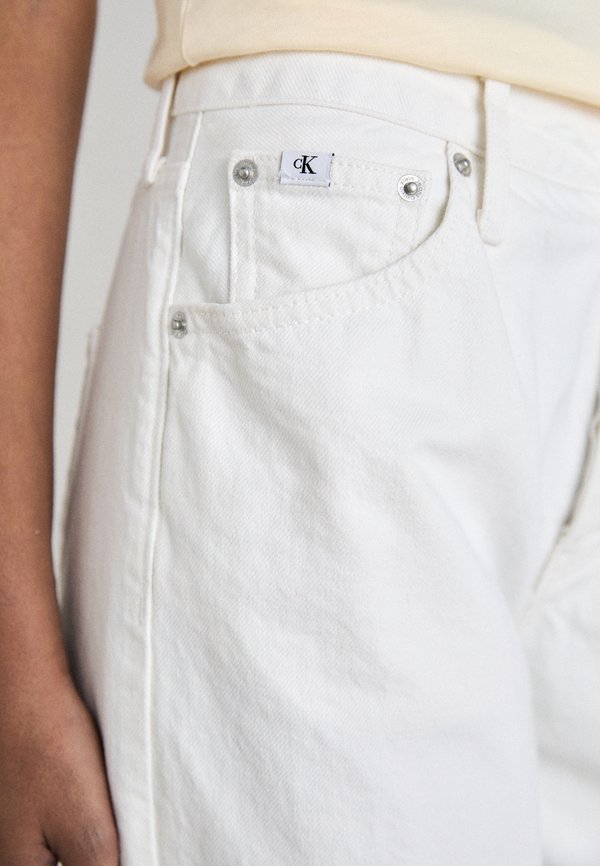 Calvin Klein Jeans 90S