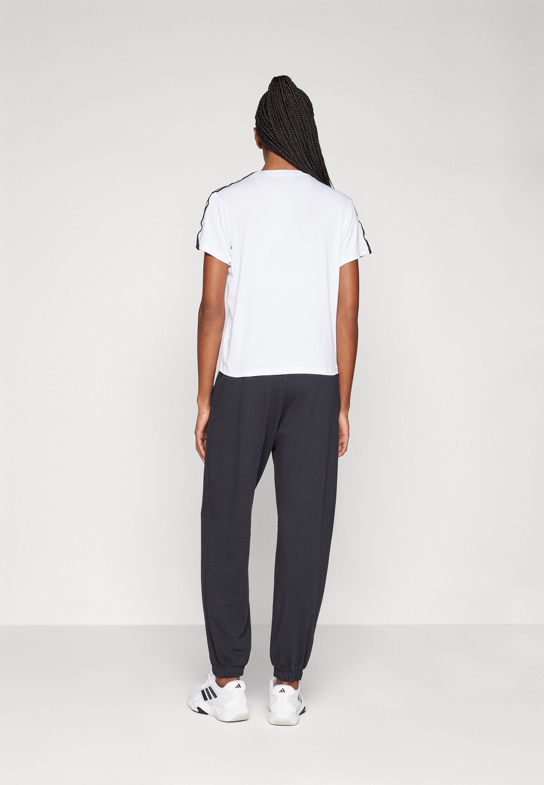 adidas Sportswear ESSENTIALS SMALL LOGO CUFFED PANTS