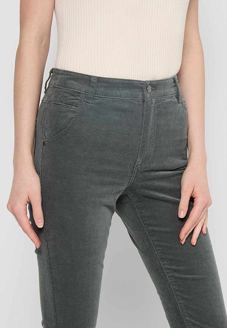s.Oliver Jeans Slim Fit Media 4