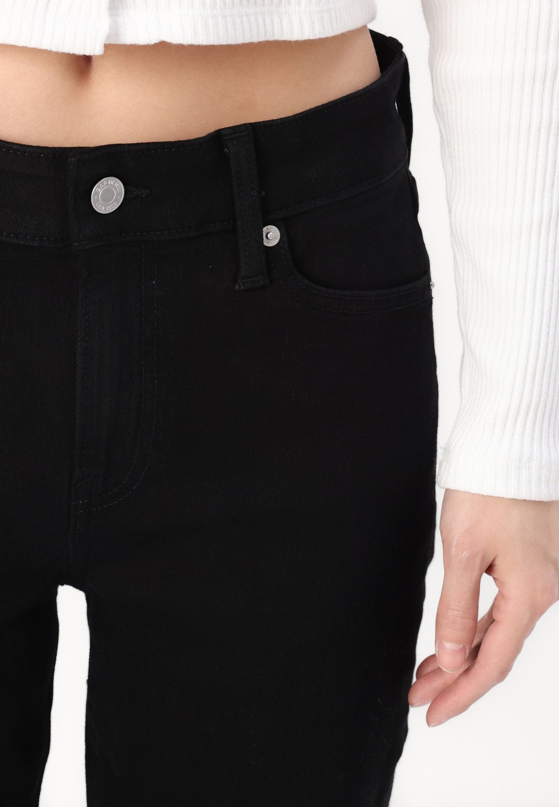 GAP CLASSIC STRAIGHT