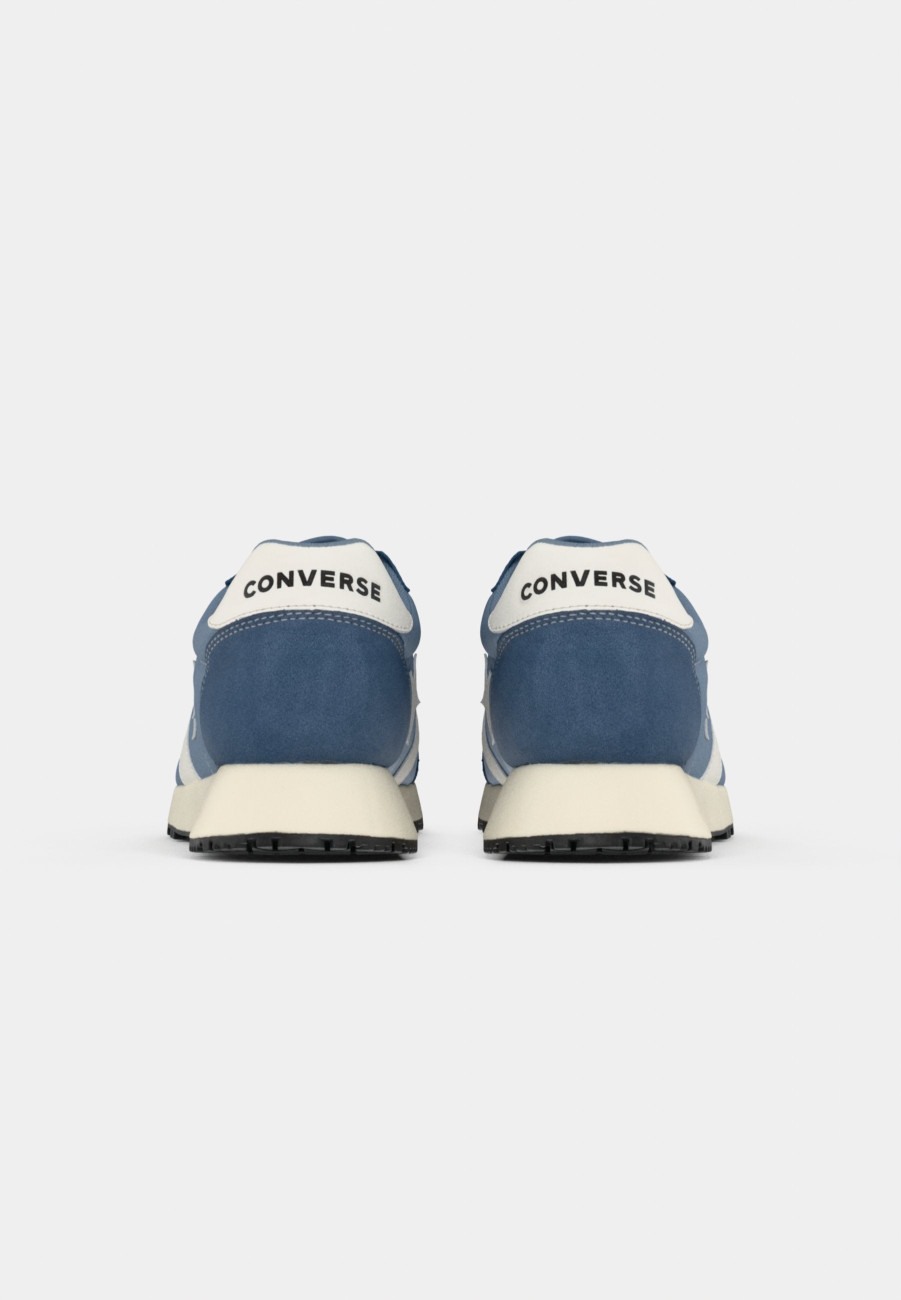 Converse OMEGA TRAINER UNISEX