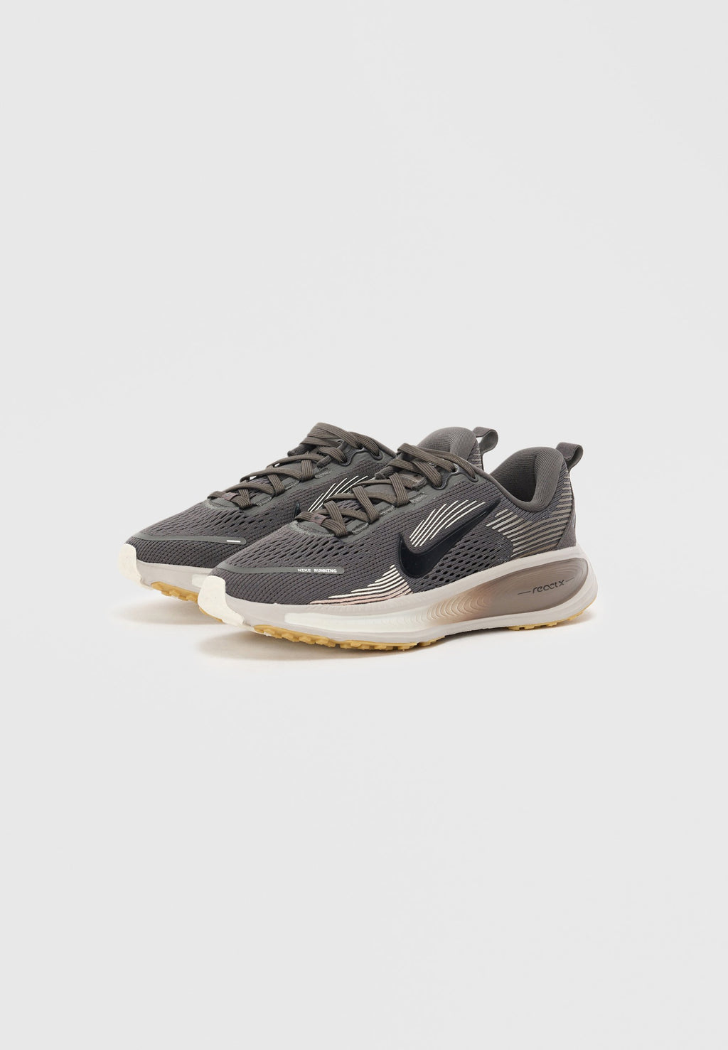 Nike Performance VOMERO 18 UNISEX