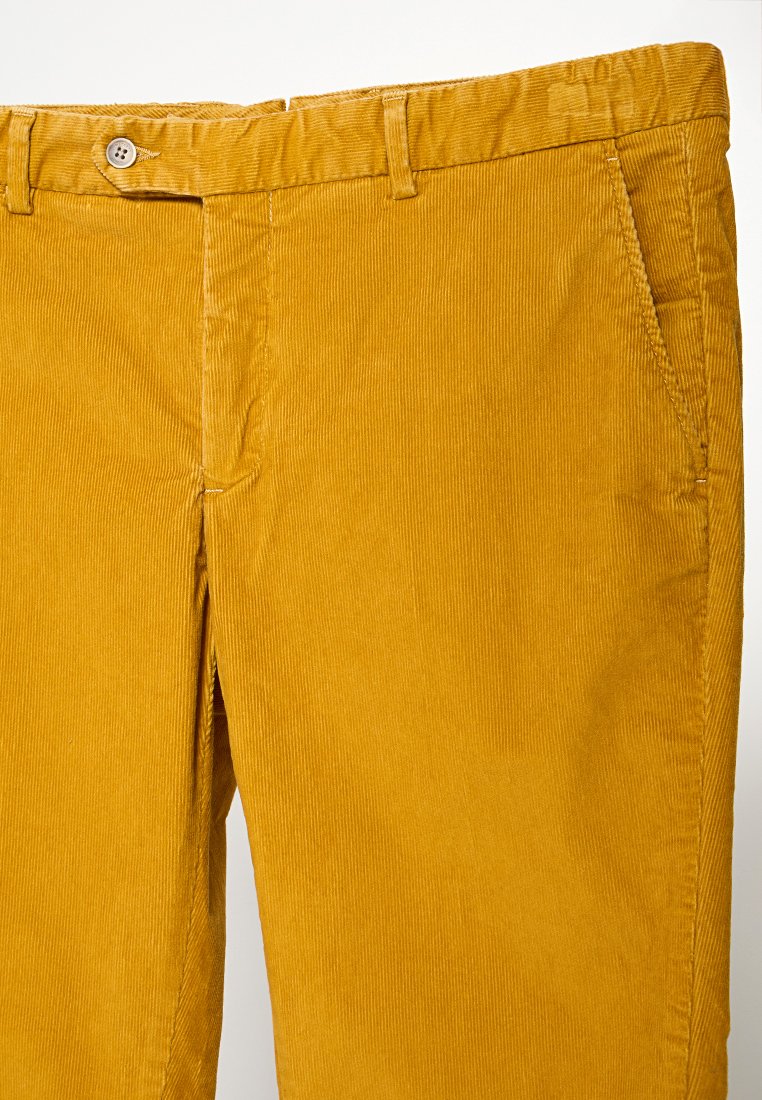 Hackett London PIGMENT