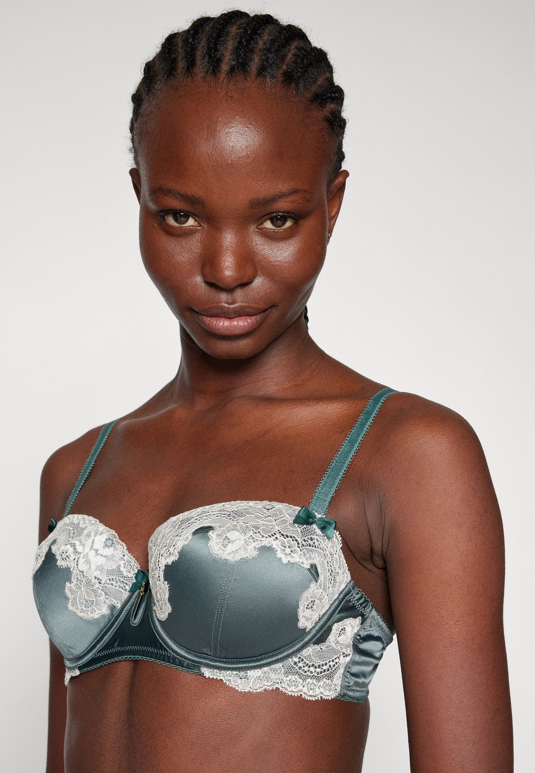Boux Avenue ETTA