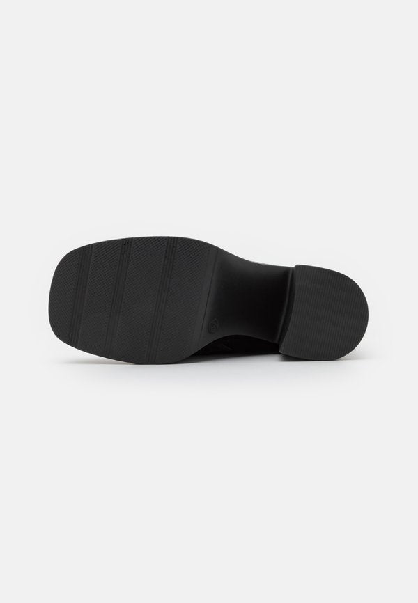 RAID Wide Fit WIDE FIT NOELLE