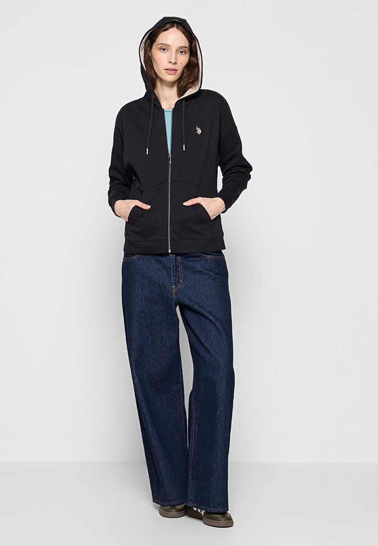 U.S. Polo Assn.