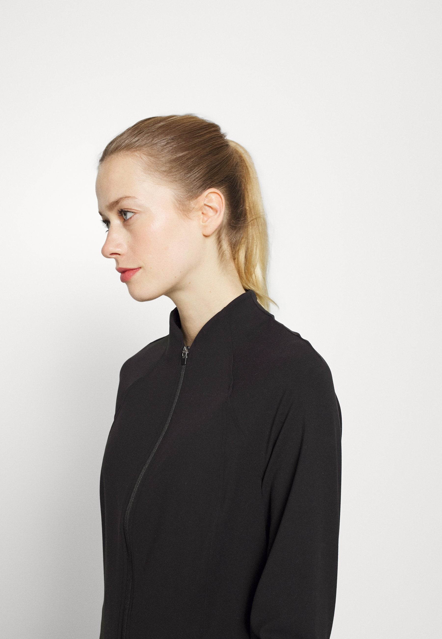 Athleta SALUTATION JACKET