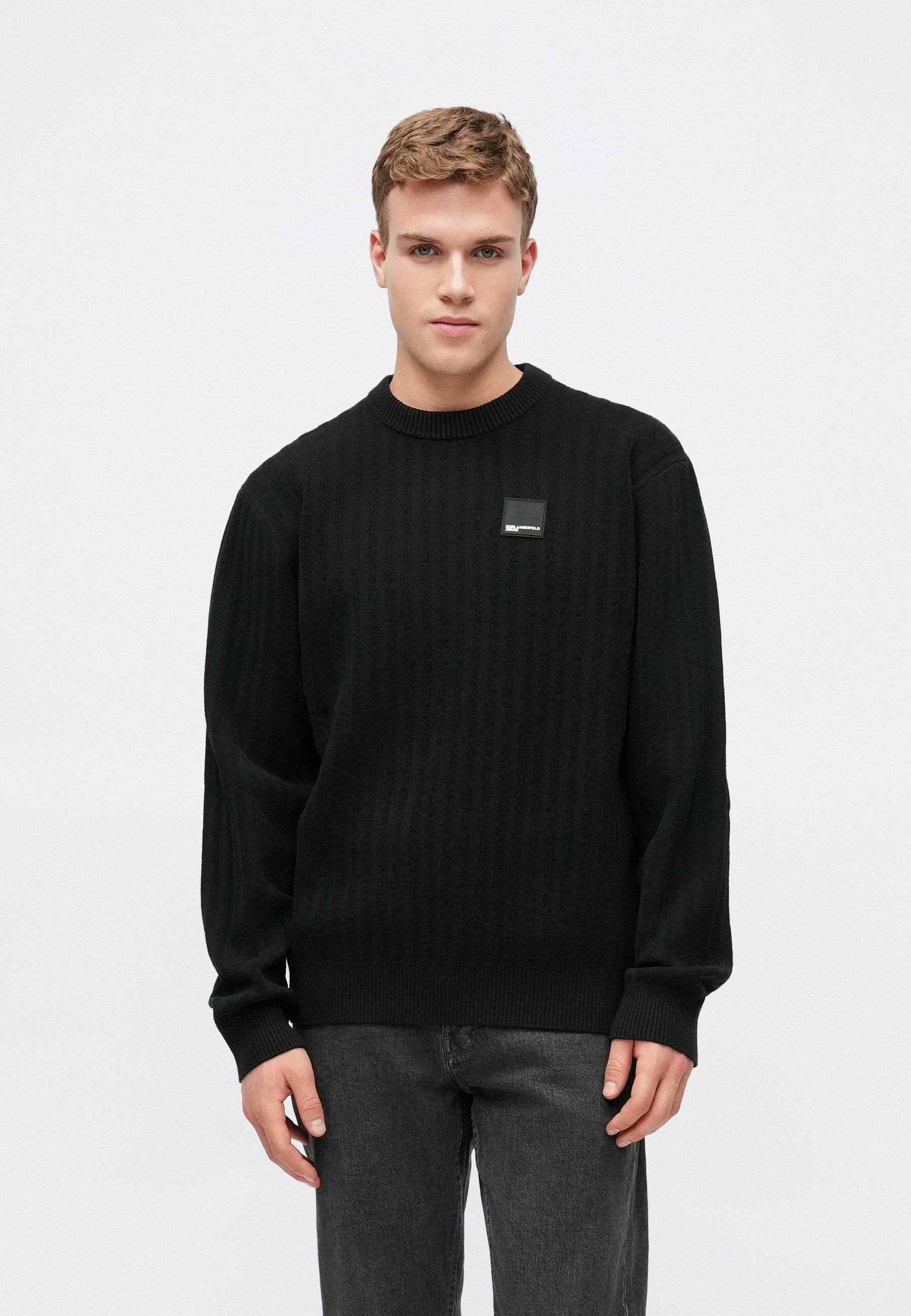 SWEATER Media 3