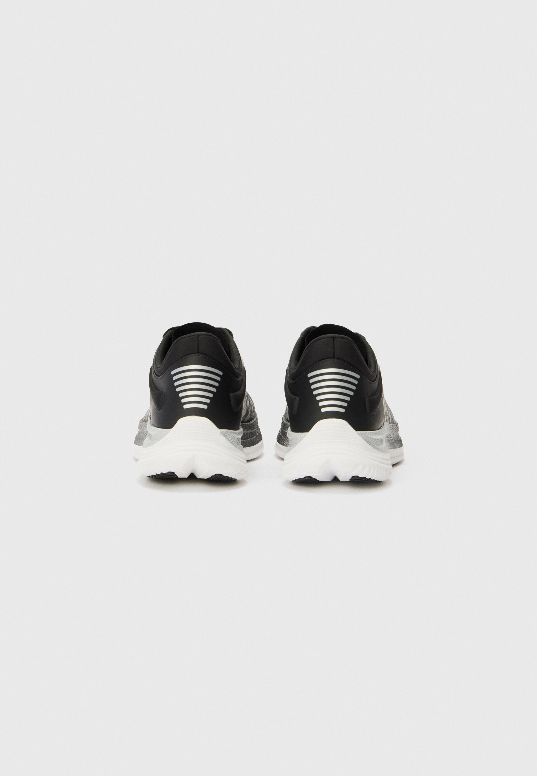 CRUSHER SPEED UNISEX Media 3