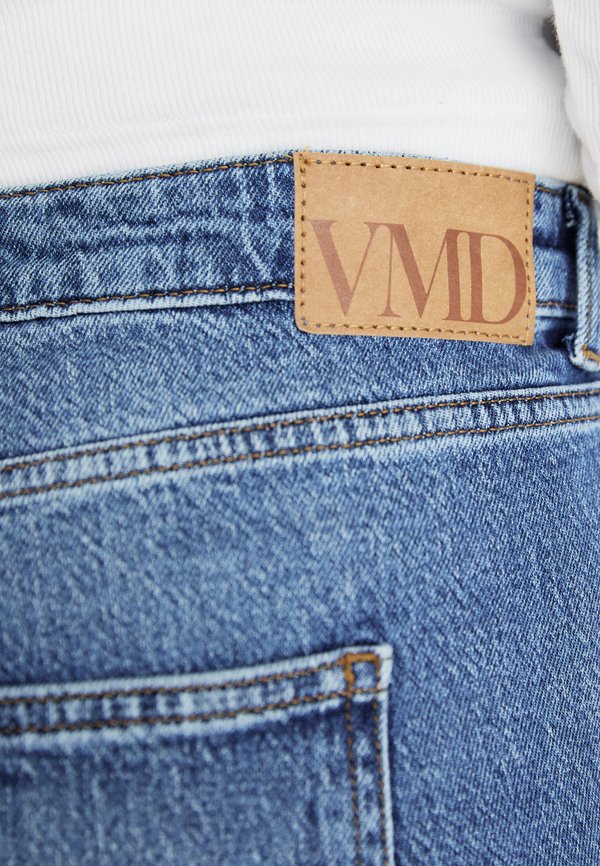 Vero Moda Curve Wide-fit VMCTESSA High rise Wide Leg Fit - Wide Leg - medium blue denim