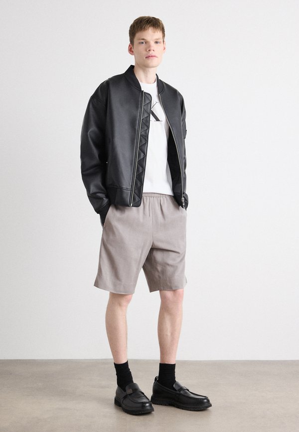 Calvin Klein PULL ON