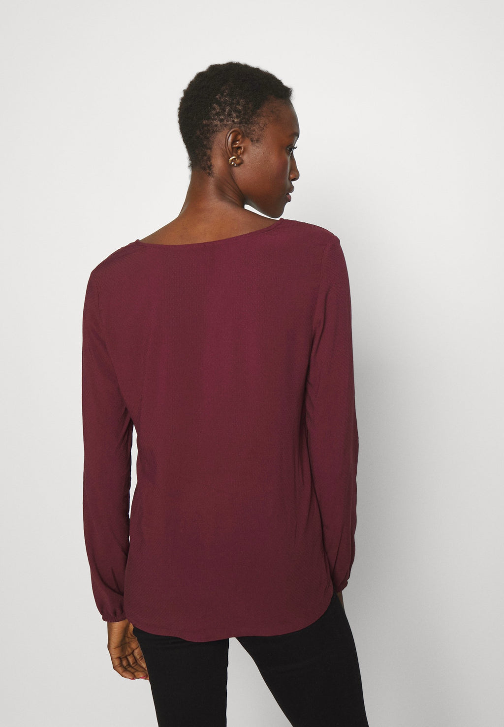 Vero Moda Tall VMBEATRIX V NECK