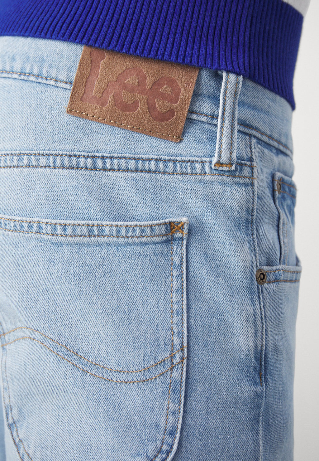 Lee DAREN