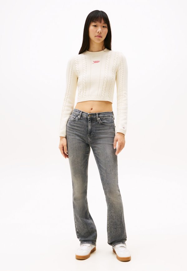 Tommy Jeans CABLE SCRIPT
