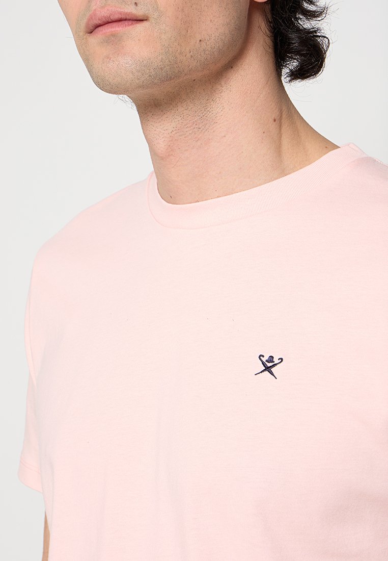 Hackett London