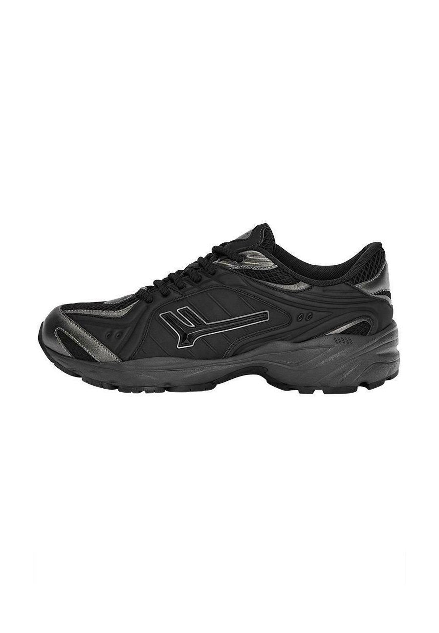 PULL&BEAR SNEAKERS