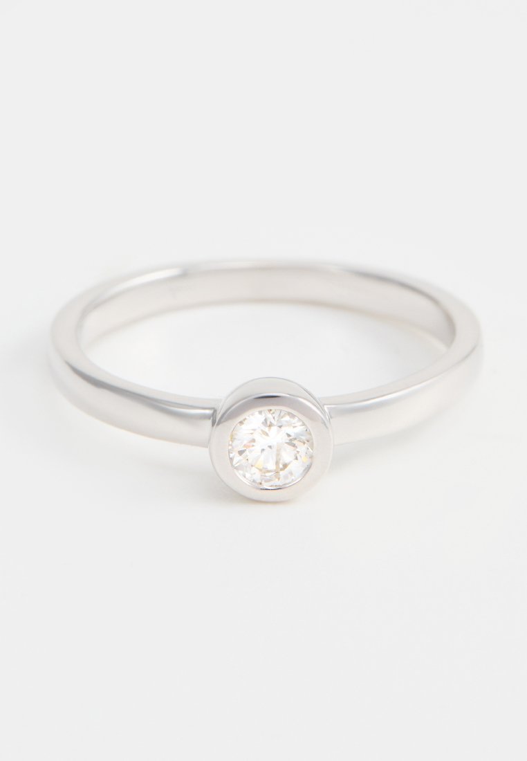 Revoni 0.25 CT DIAMOND