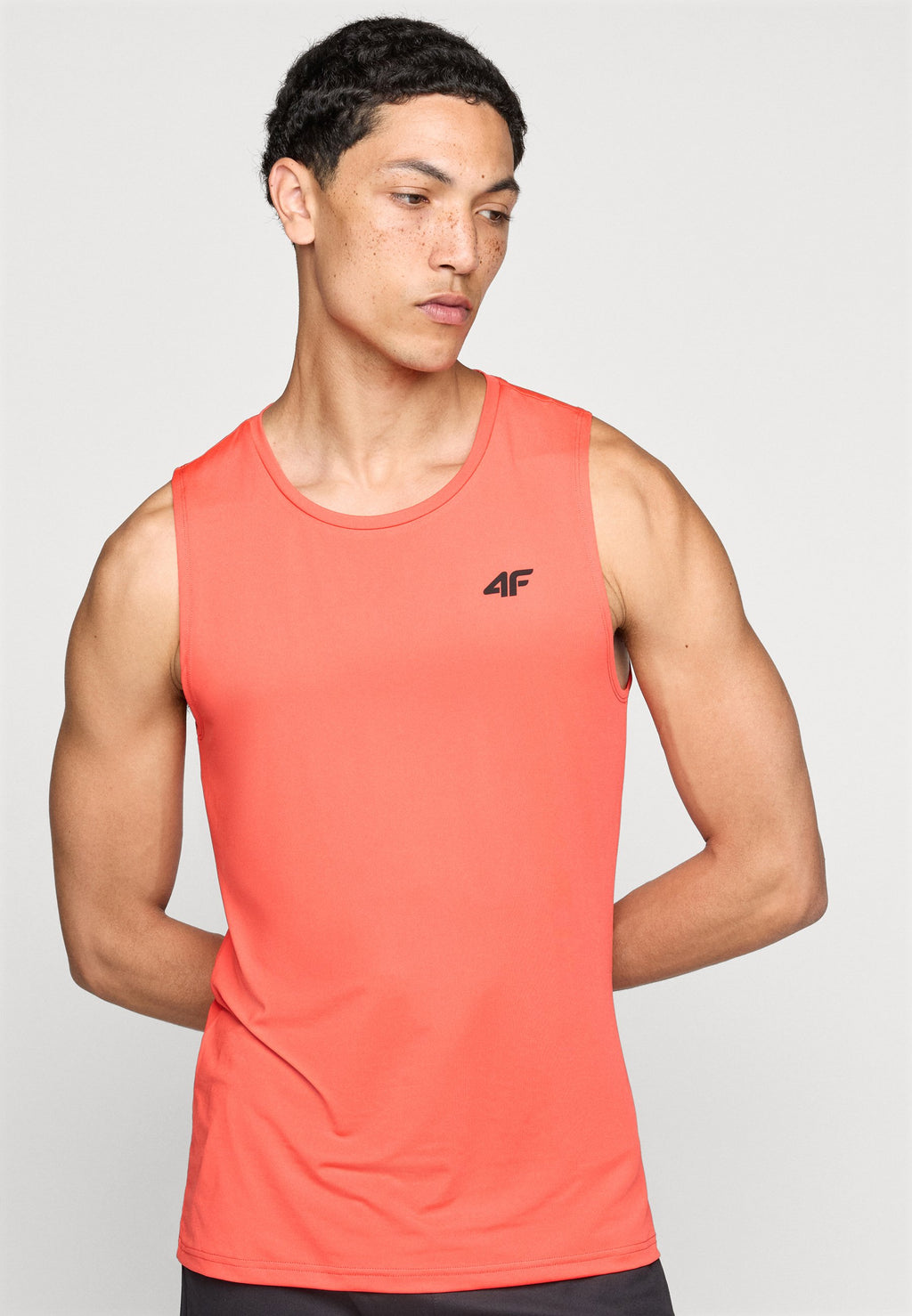 4F SLEEVELESS FNK