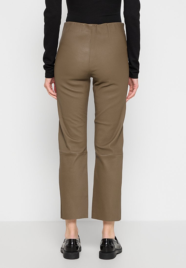 By Malene Birger FLORENTINA
