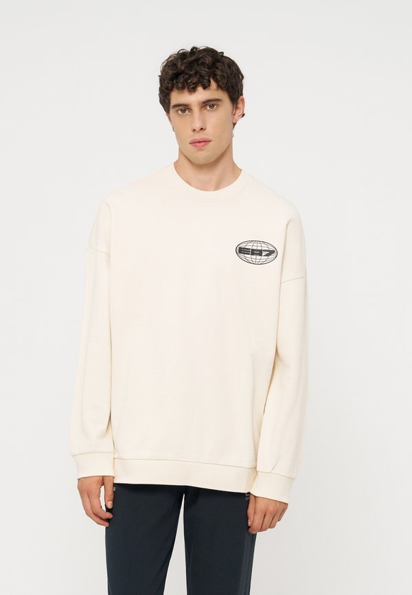 EA7 Emporio Armani