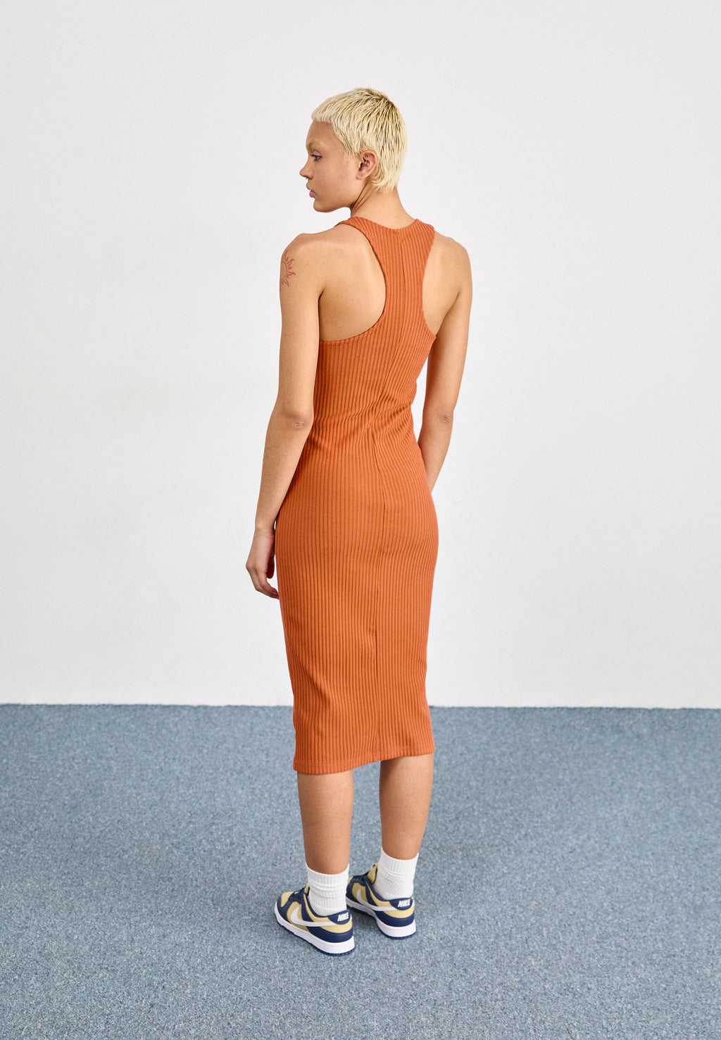 Nike Sportswear MIDI