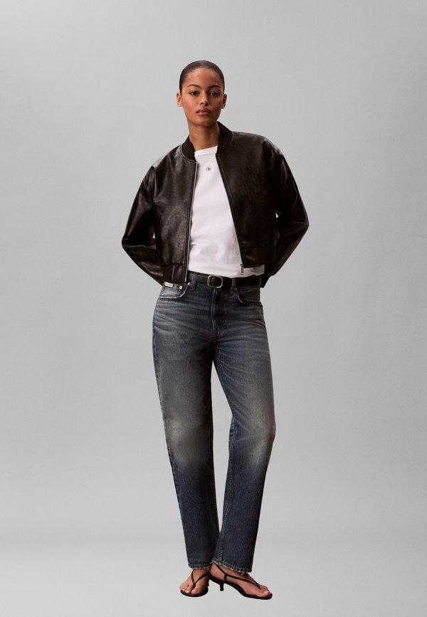 Calvin Klein Jeans CLASSIC FIT