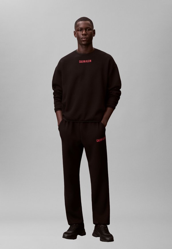 Calvin Klein CREWNECK - INTENSE POWER UNISEX