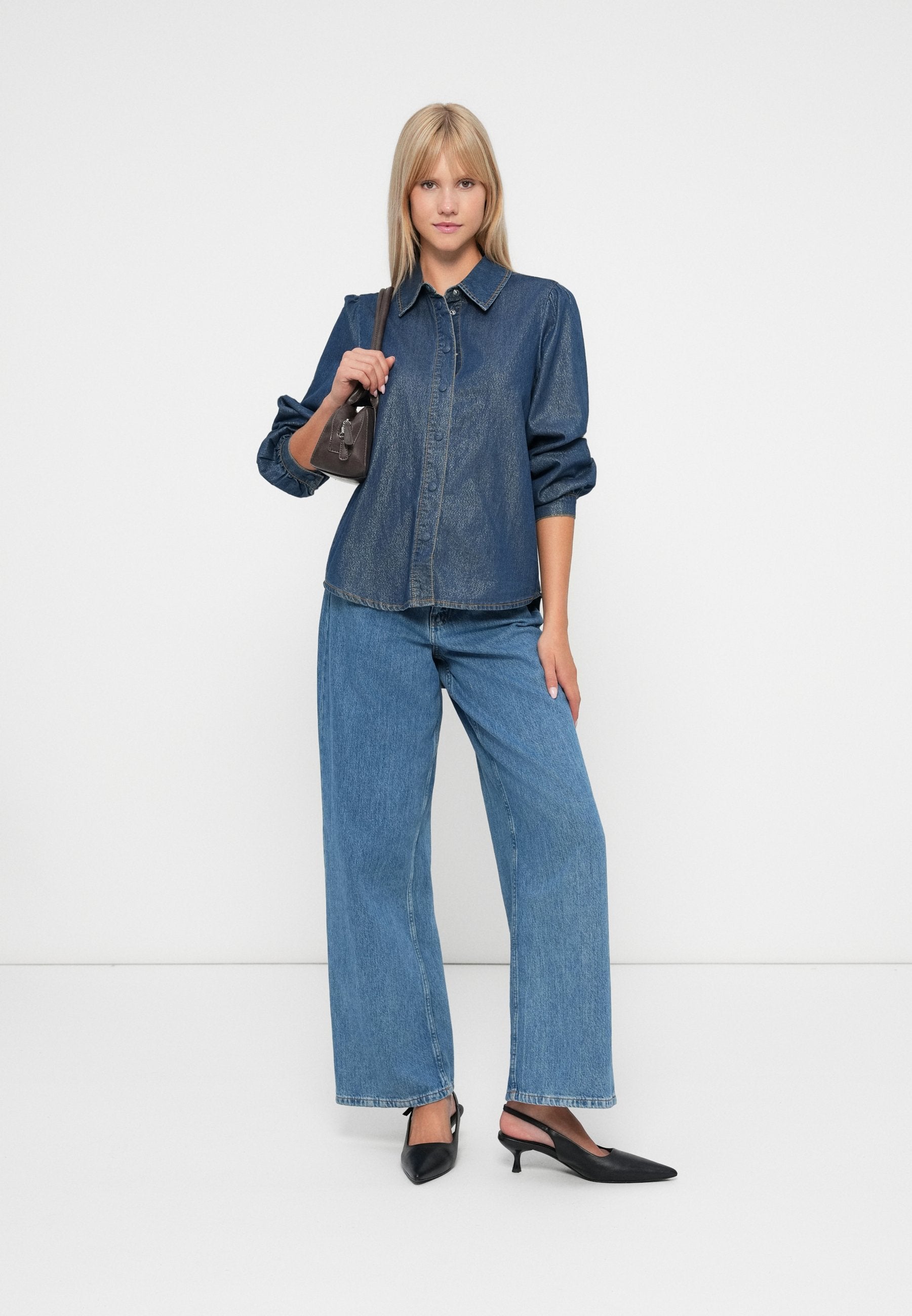 ONLLINA PUFF SHIRT GLITTER Media 2