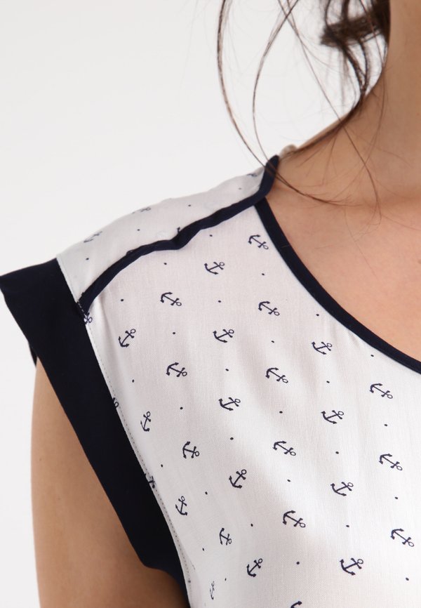 Esprit Maternity