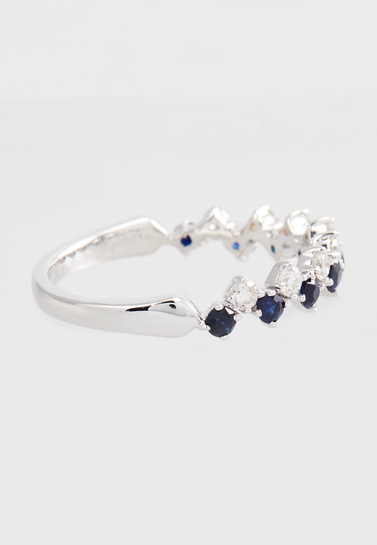 Atelier Du Diamant 0,24 CT. DIAMOND